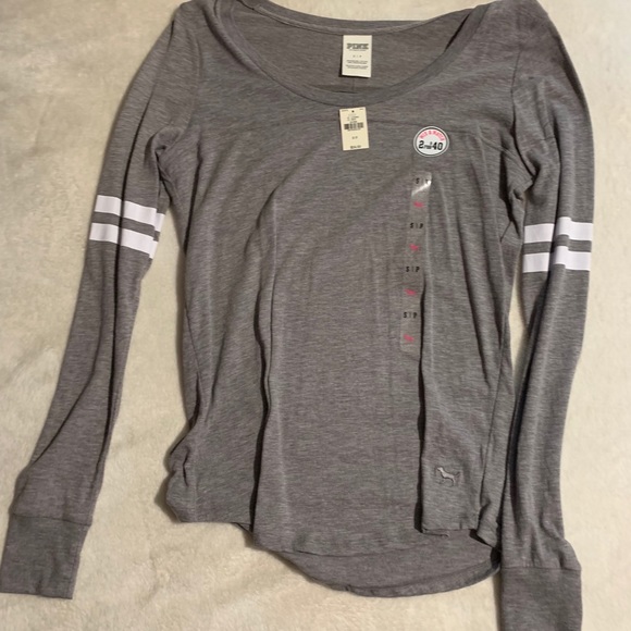 Women’s top - Picture 1 of 1